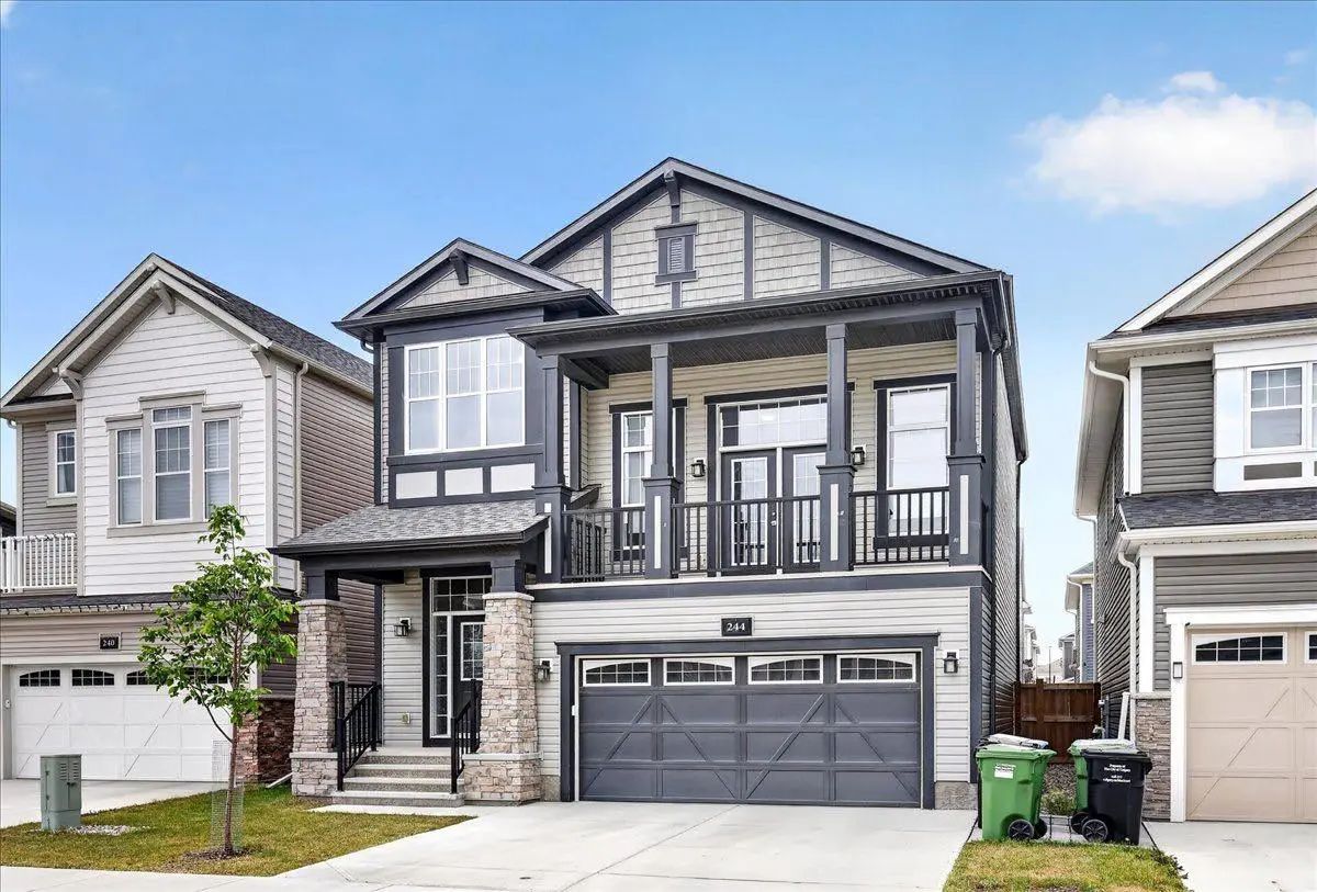 244 Carrington Crescent Northwest, Calgary – Residential Detached Listing Photo 2