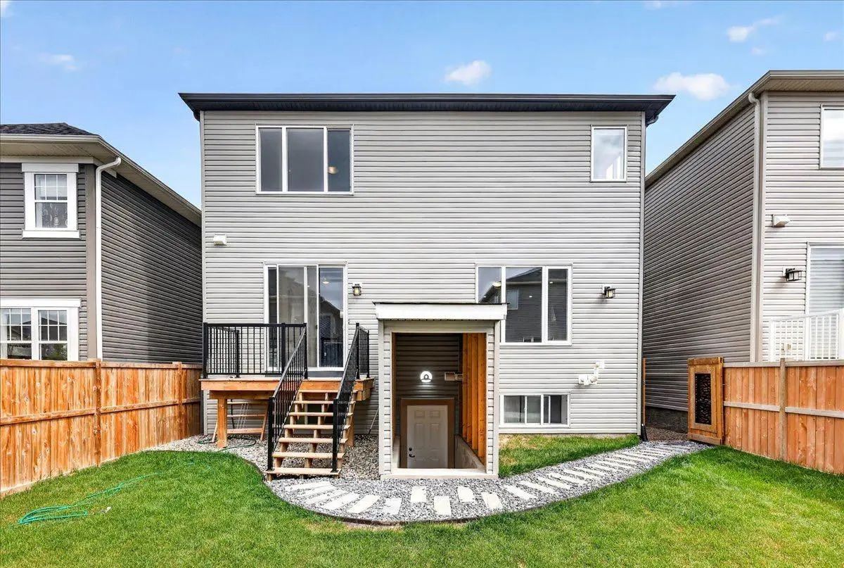 244 Carrington Crescent Northwest, Calgary – Residential Detached Listing Photo 30