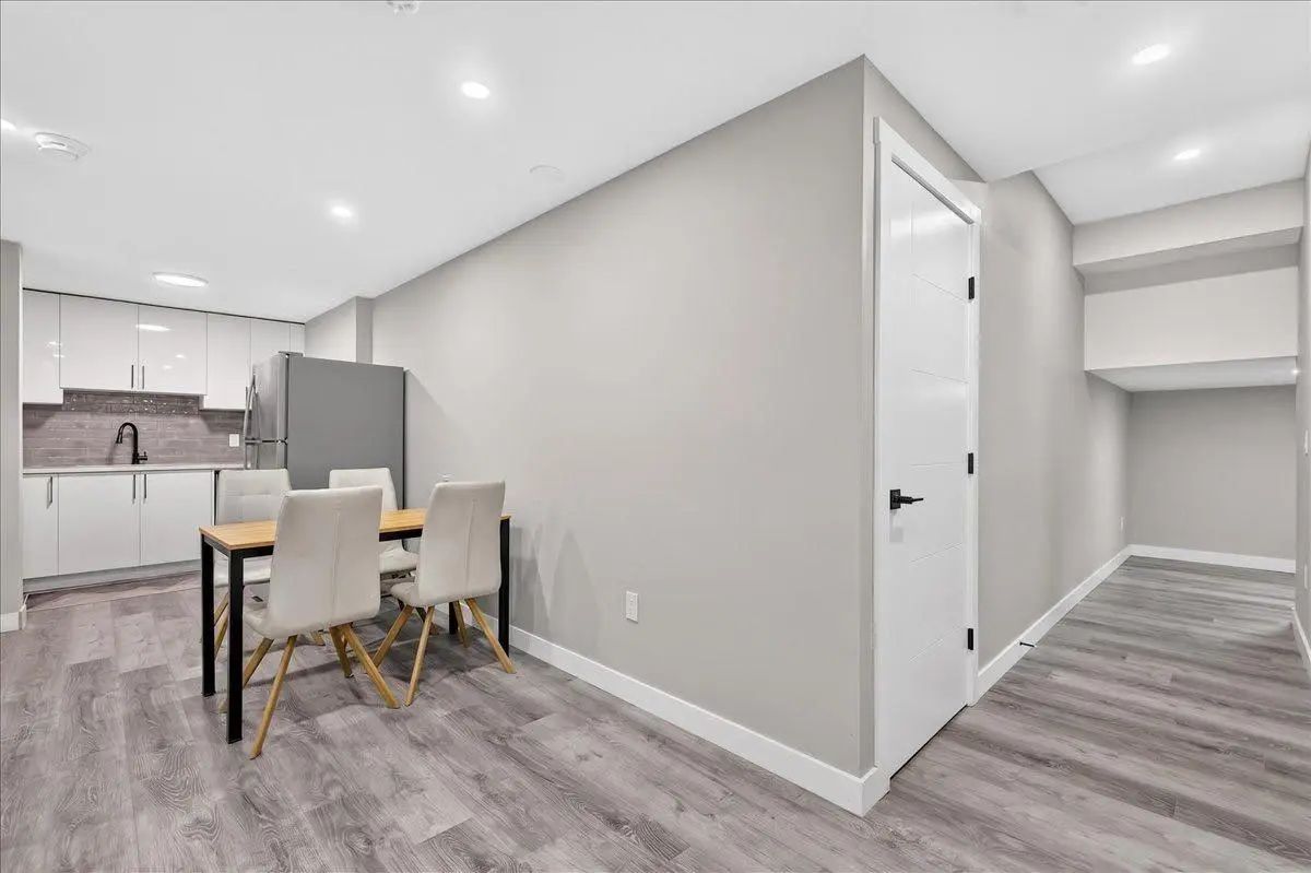 244 Carrington Crescent Northwest, Calgary – Residential Detached Listing Photo 38