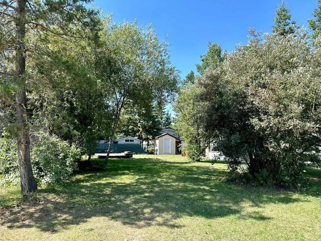 14 12040 422 Township , Rural Ponoka County