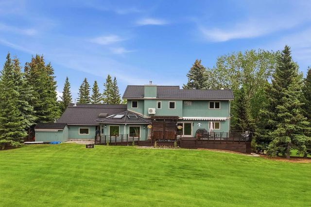 39 Calling Horse Estates , Rural Rocky View County