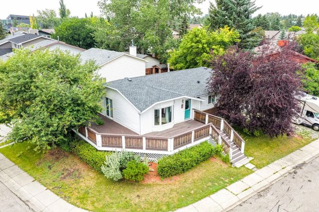 85 Rideau Close Sw, Airdrie