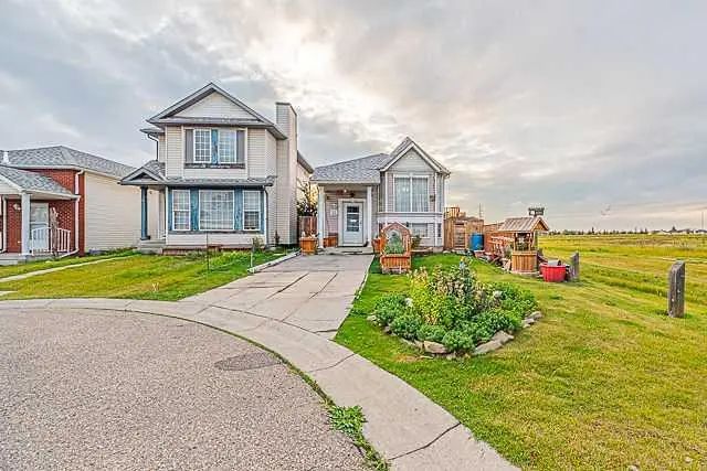 55 San Diego Manor Northeast, Calgary – Residential Detached Listing Photo 2