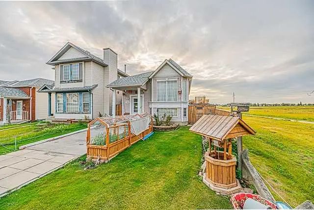 55 San Diego Manor Northeast, Calgary – Residential Detached Listing Photo 3