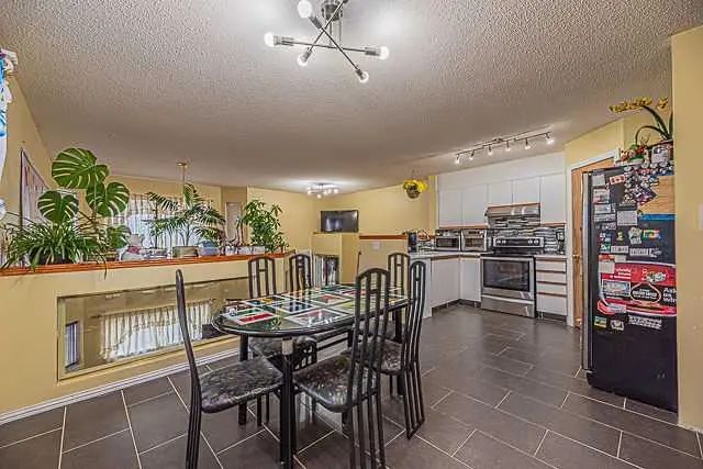 55 San Diego Manor Northeast, Calgary – Residential Detached Listing Photo 7