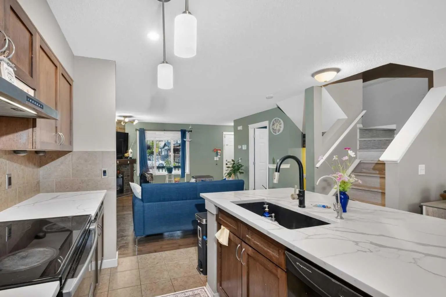 66 Panatella Park Northwest, Calgary – Residential Row/Townhouse Listing Photo 9
