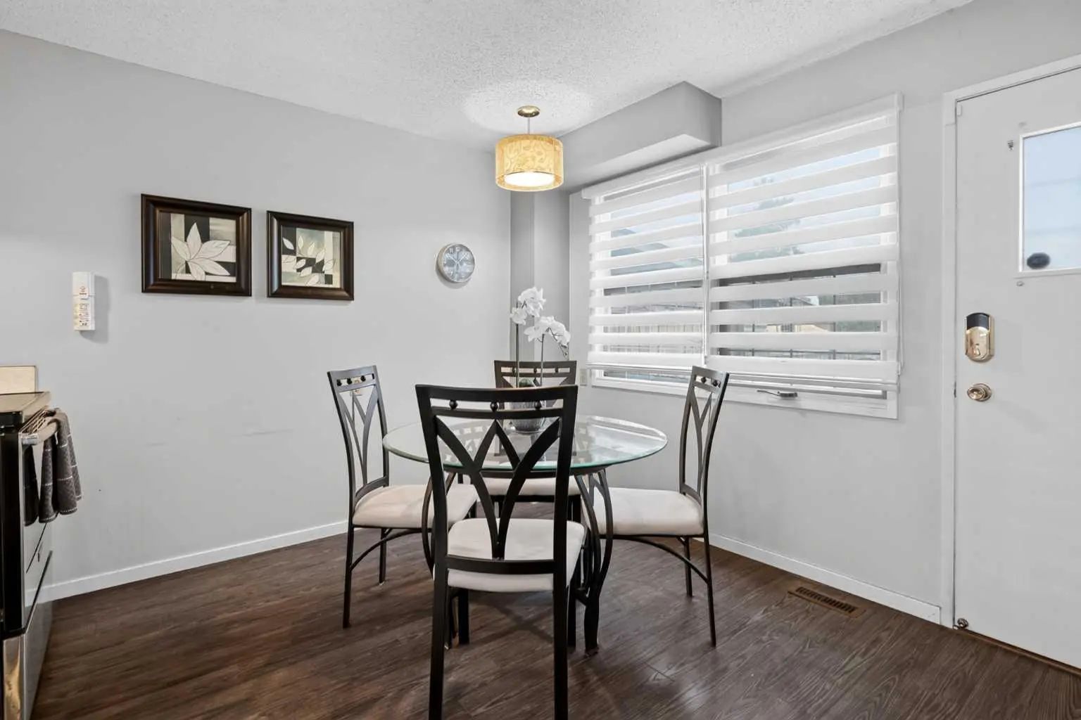 3881 Fonda Way Southeast, Calgary – Residential Row/Townhouse Listing Photo 8