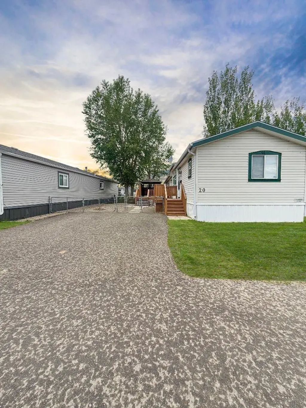 20 1712 23st Street , Coaldale
