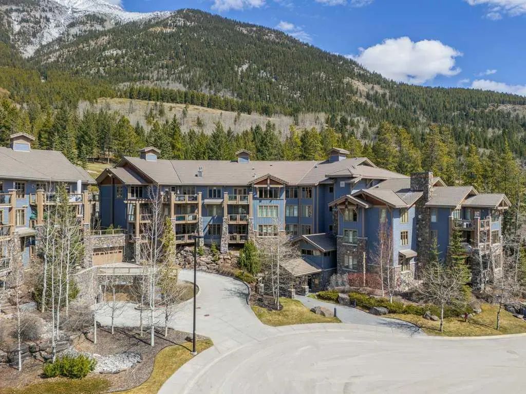 202 140 Stonecreek Road , Canmore