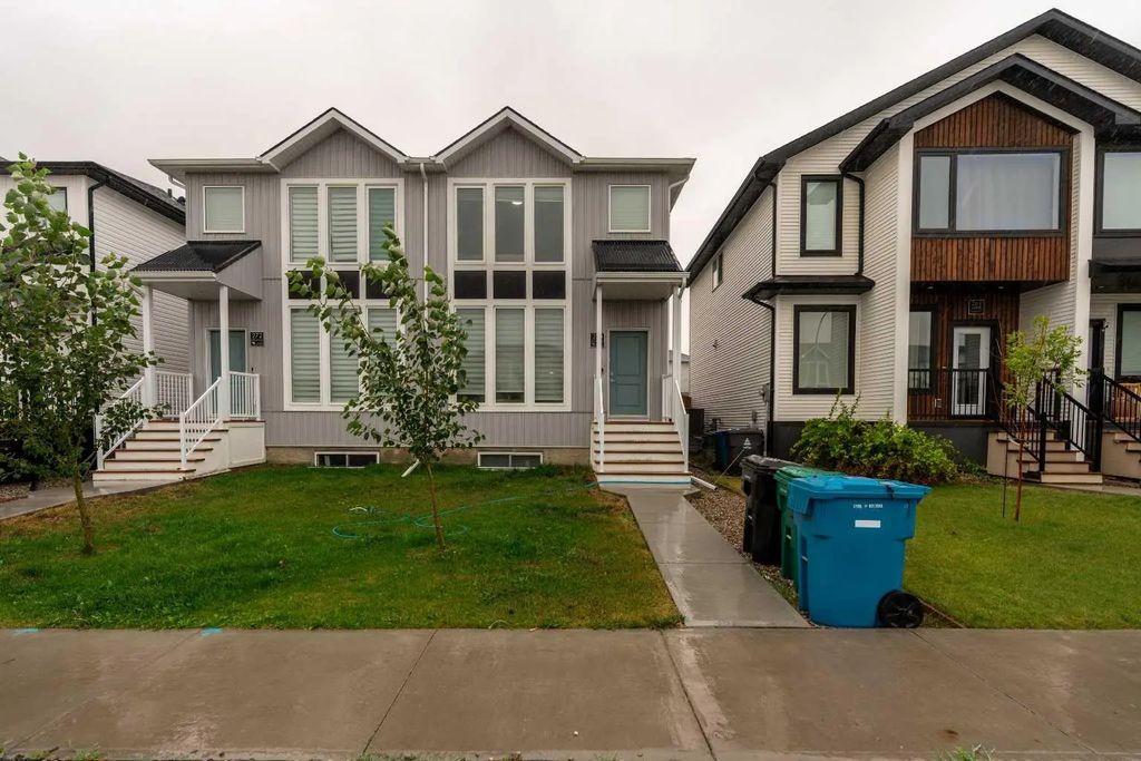 270 Grassland Boulevard W, Lethbridge