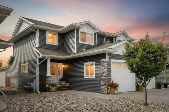 8 Sullivan Close , Red Deer