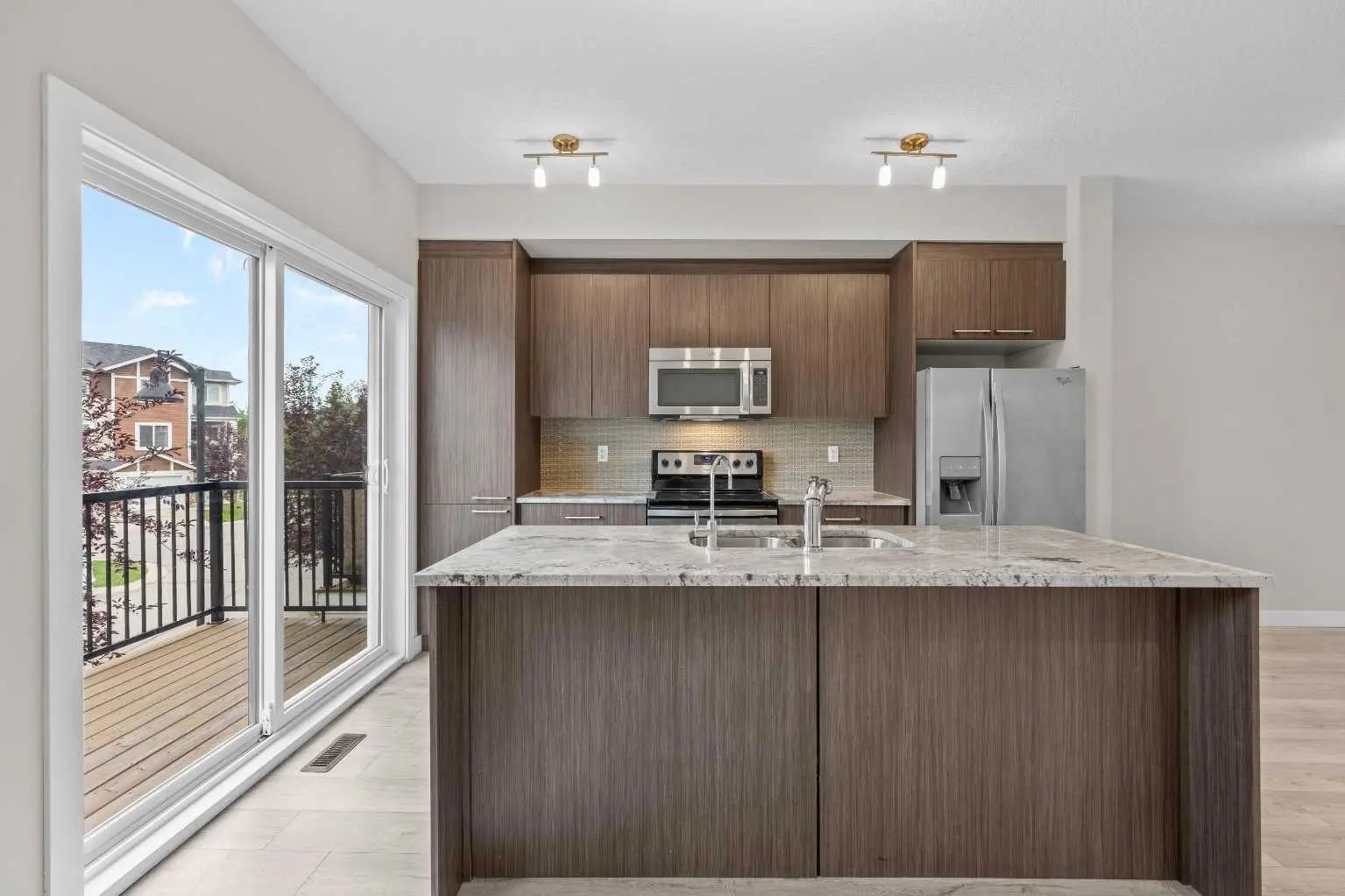 56 300 Marina Drive , Chestermere – Residential Row/Townhouse Listing Photo 10