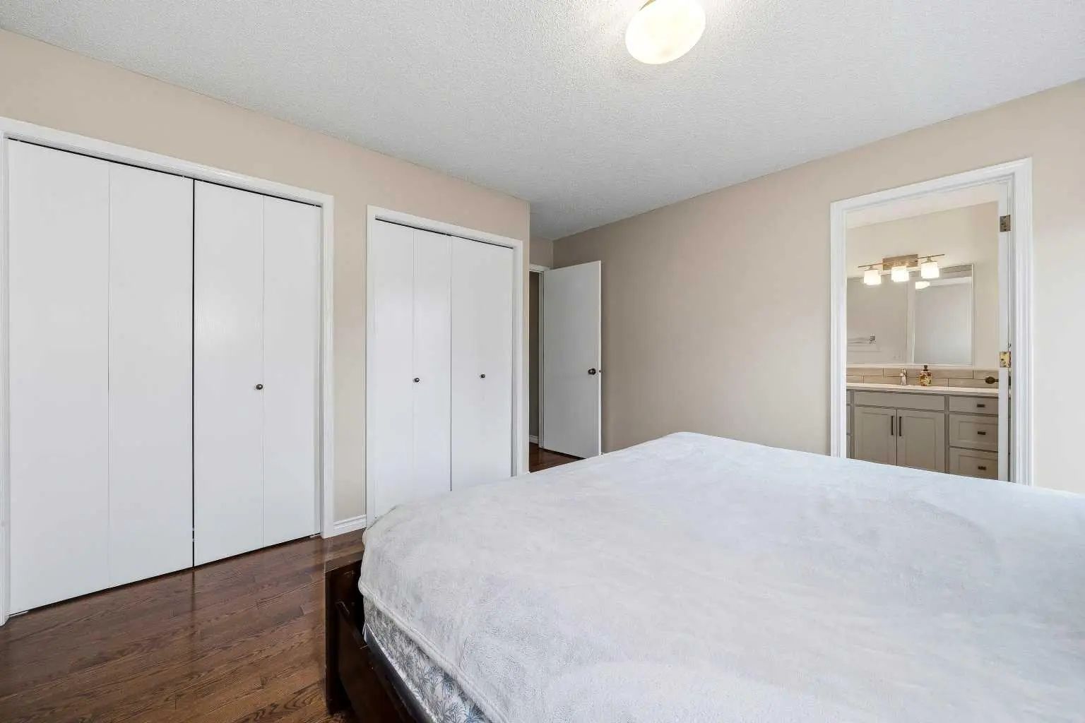 36 Shannon Circle Southwest, Calgary – Residential Detached Listing Photo 14