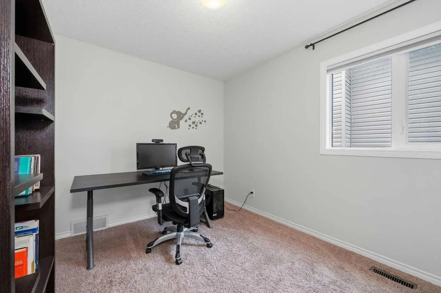 36 Shannon Circle Southwest, Calgary – Residential Detached Listing Photo 18