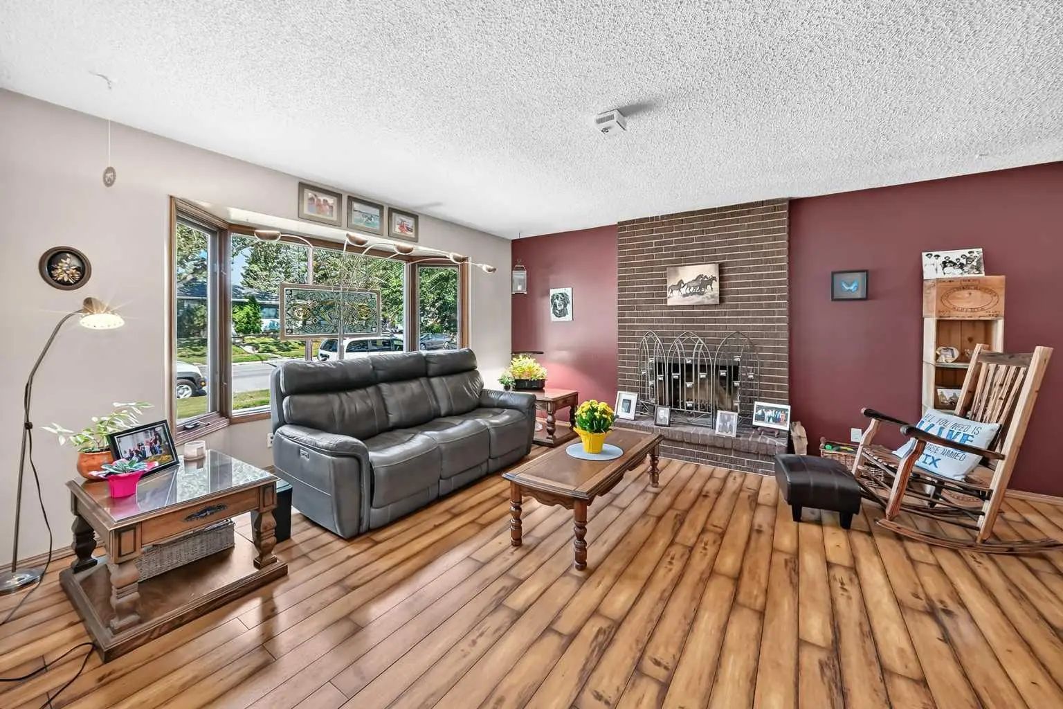 6432 Rundlehorn Drive Northeast, Calgary – Residential Detached Listing Photo 3