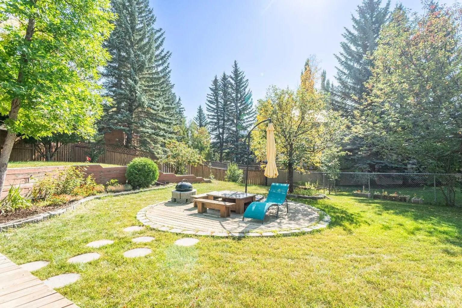 307 Woodhaven Bay Southwest, Calgary – Residential Detached Listing Photo 6