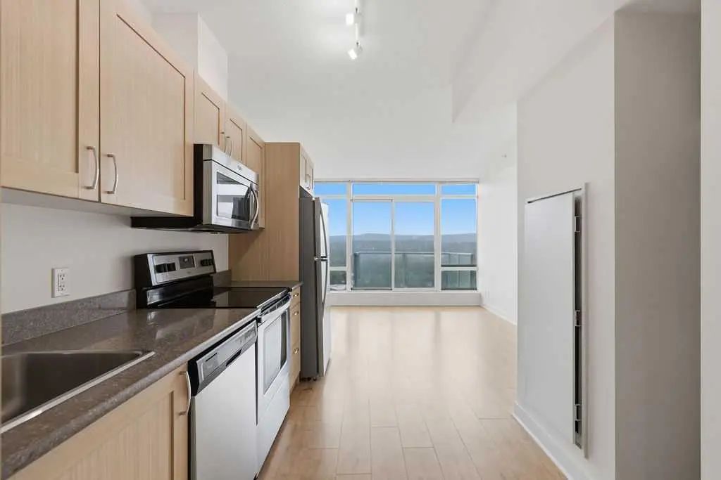 1309 30 Brentwood Common Northwest, Calgary – Residential Apartment Listing Photo 6