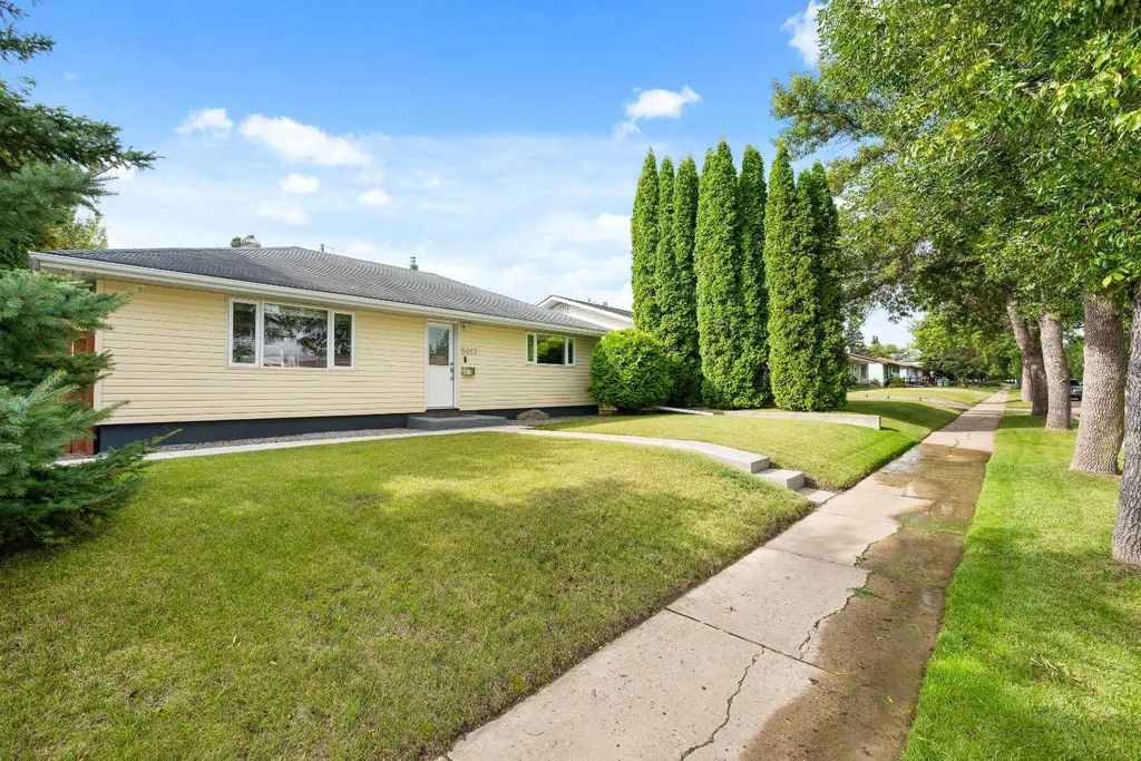 5613 47 Street , Lloydminster