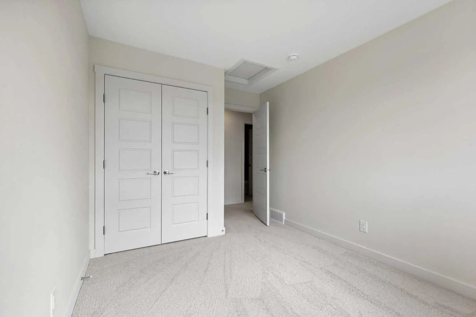 12 Waterford Glen , Chestermere – Residential Row/Townhouse Listing Photo 15