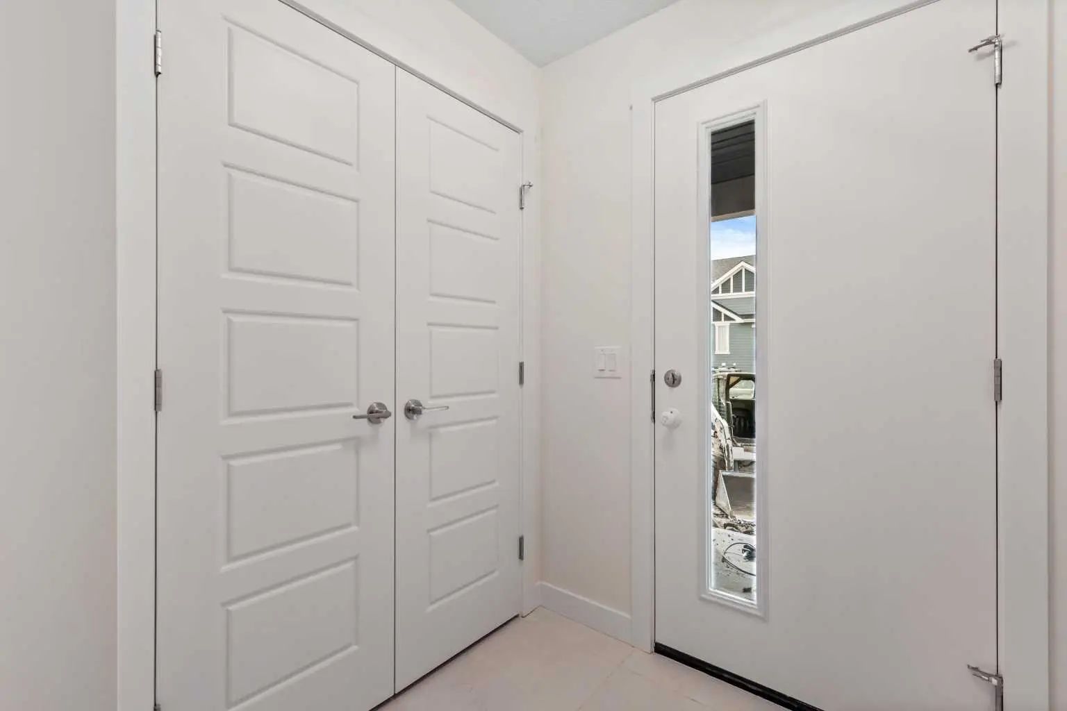 12 Waterford Glen , Chestermere – Residential Row/Townhouse Listing Photo 3