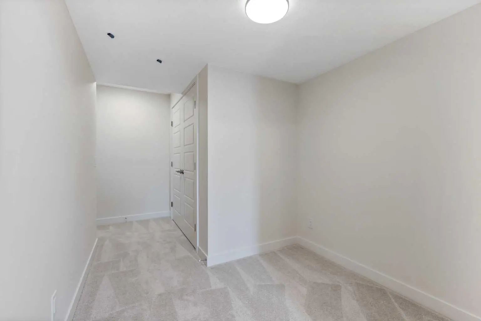 12 Waterford Glen , Chestermere – Residential Row/Townhouse Listing Photo 5