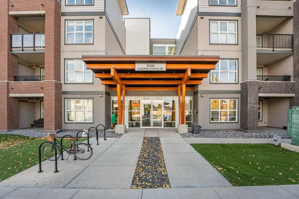 3122 95 Burma Star Road Sw, Calgary
