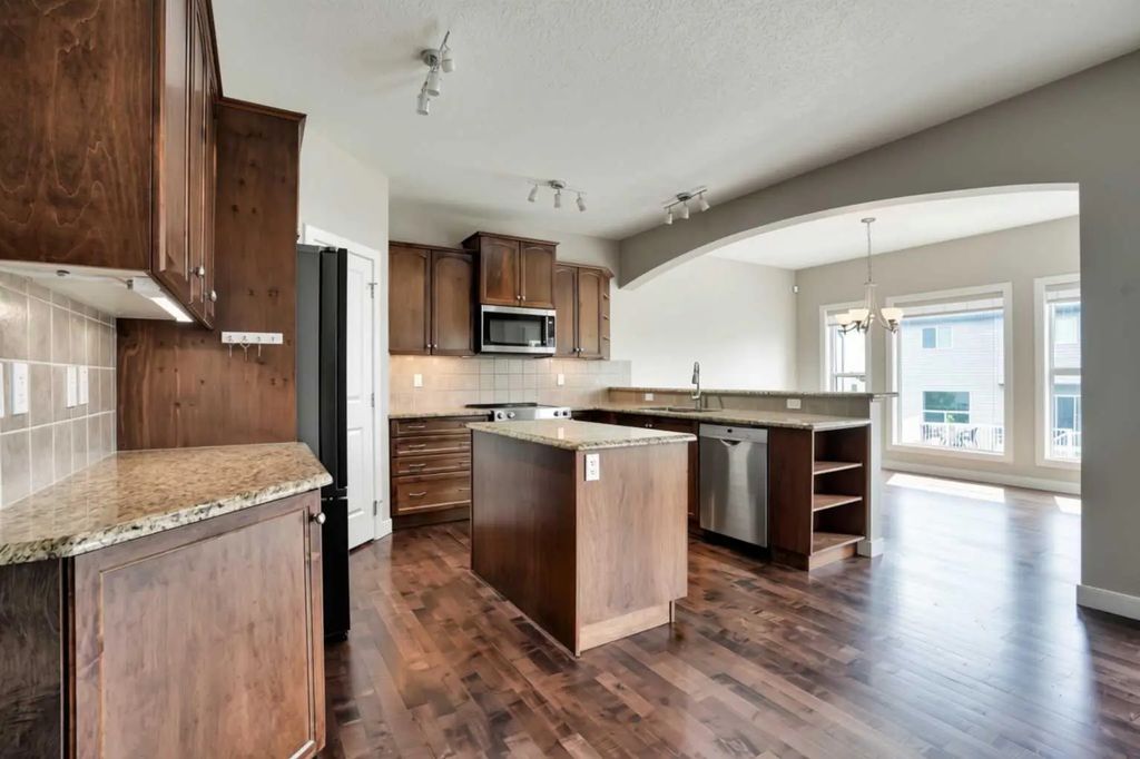92 Everglen Close Sw, Calgary