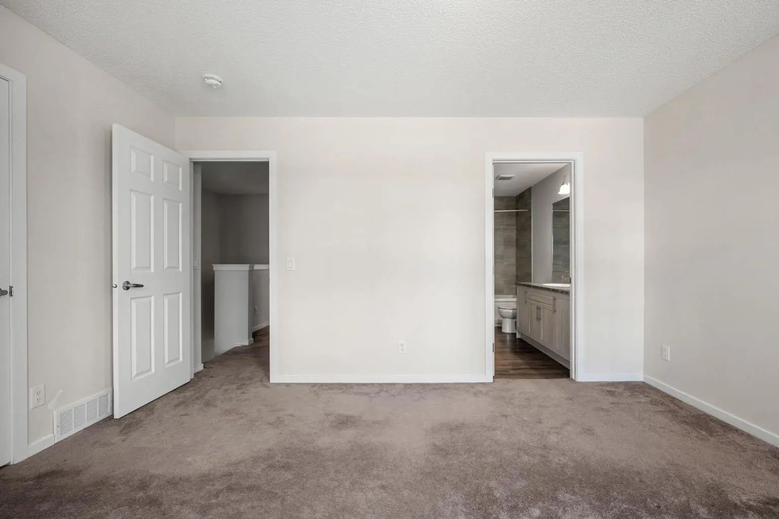 61 Cityline Gate Northeast, Calgary – Residential Semi Detached (Half Duplex) Listing Photo 21