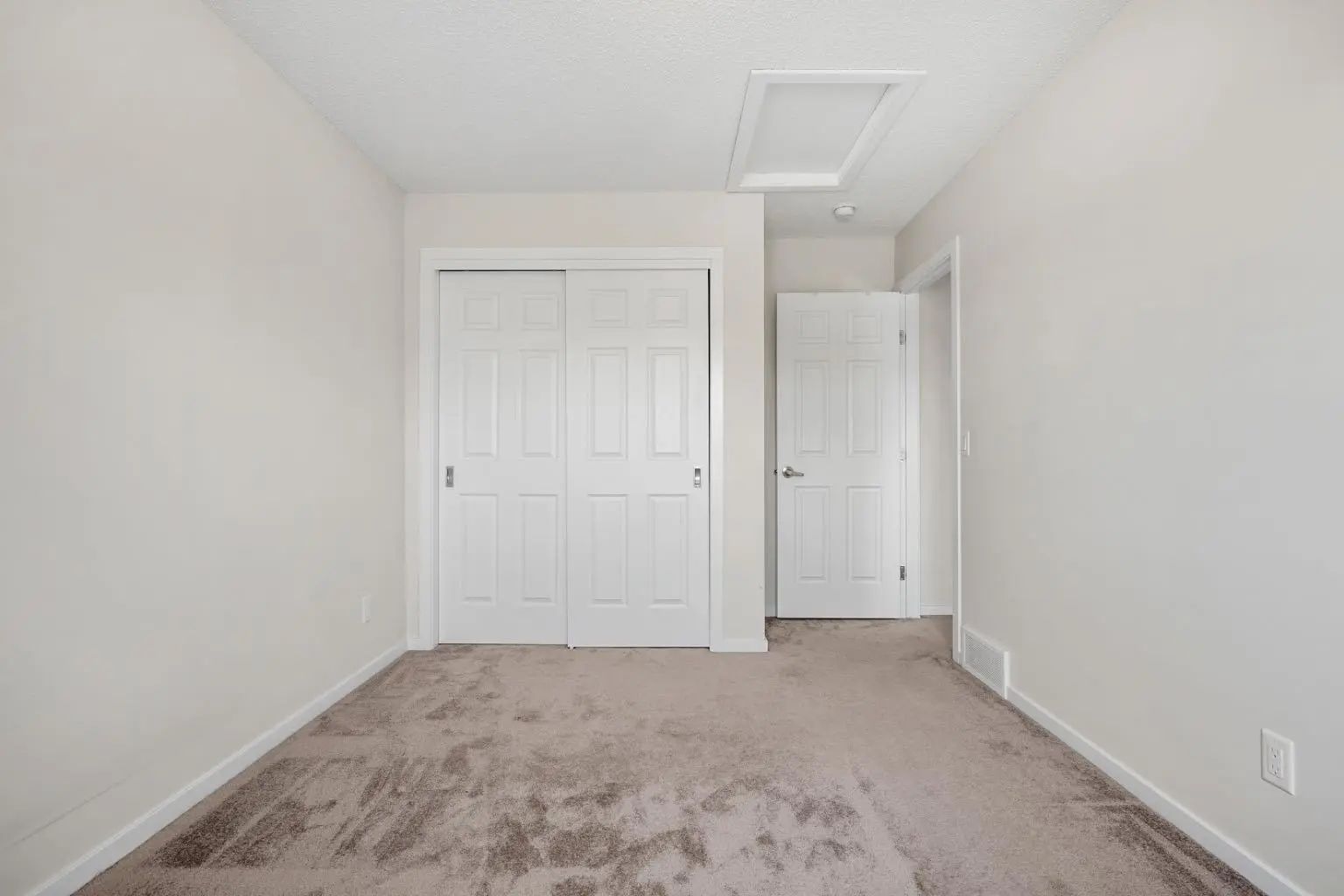 61 Cityline Gate Northeast, Calgary – Residential Semi Detached (Half Duplex) Listing Photo 25