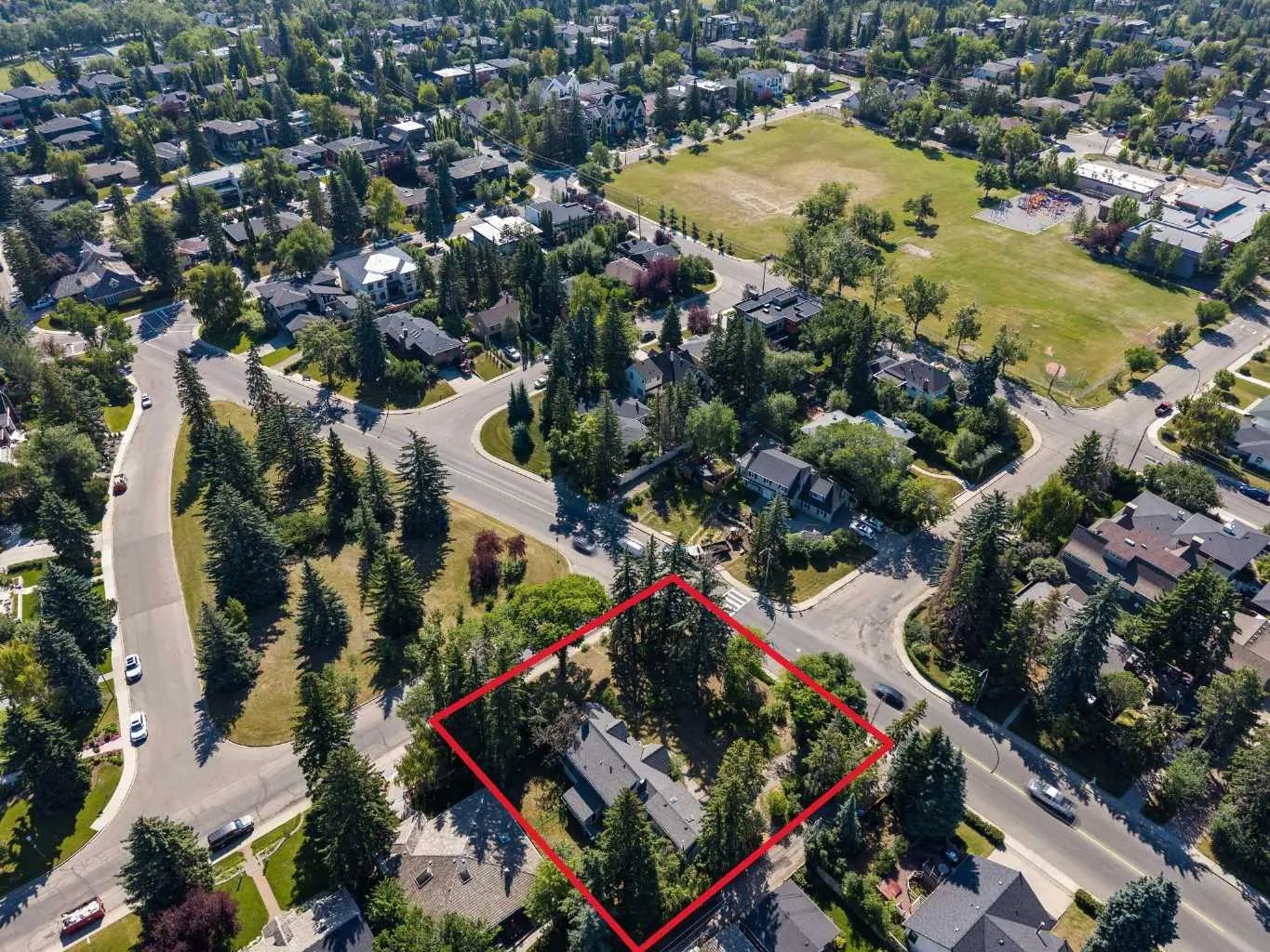 1302 Council Way Southwest, Calgary – Residential Detached Listing Photo 12