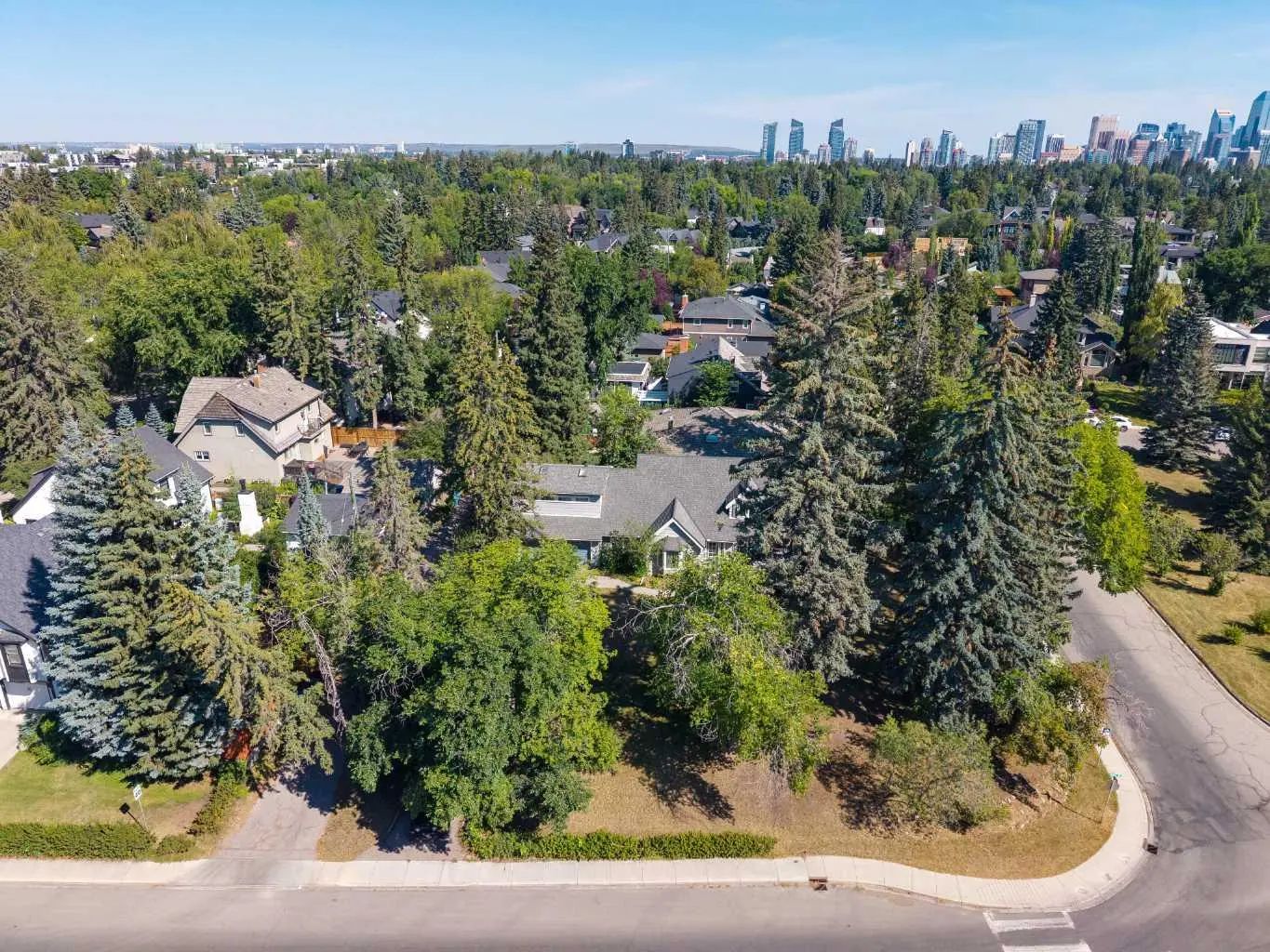1302 Council Way Southwest, Calgary – Residential Detached Listing Photo 4
