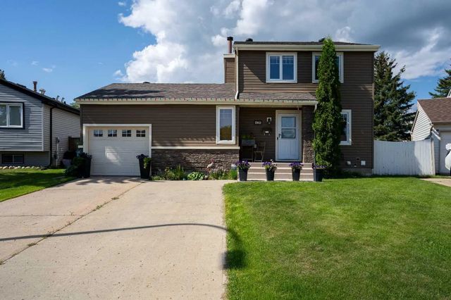108 Norbasca Bay , Fort McMurray