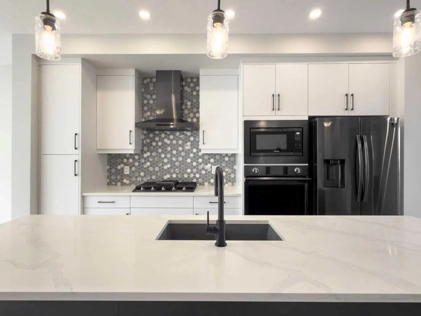 204 81 Greenbriar Place Northwest, Calgary – Residential Row/Townhouse Listing Photo 4