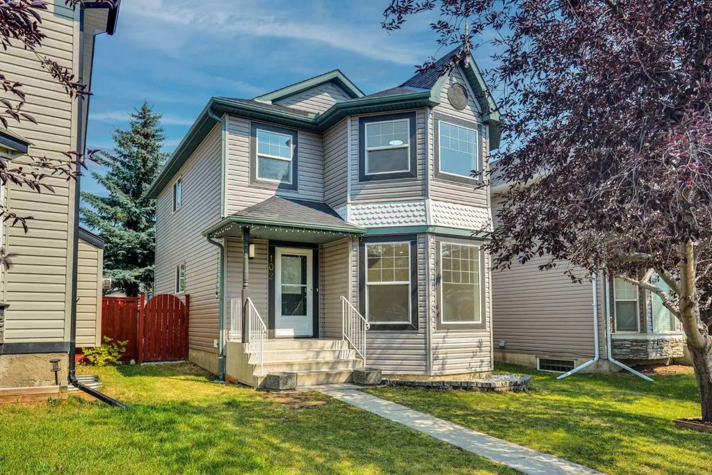 102 Bridlewood Manor SW, Calgary