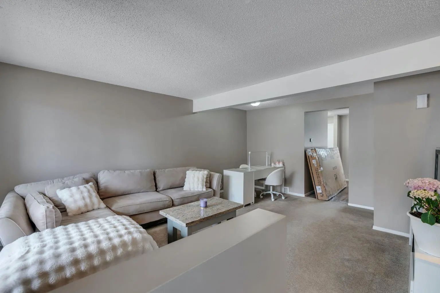 174 Woodmont Terrace Southwest, Calgary – Residential Row/Townhouse Listing Photo 9