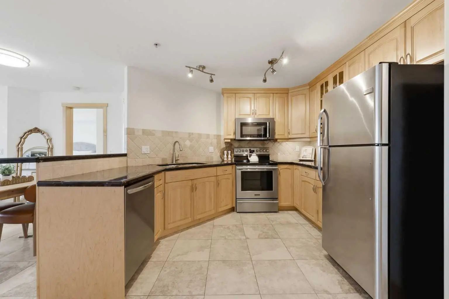 103 2411 Erlton Road Southwest, Calgary – Residential Apartment Listing Photo 15