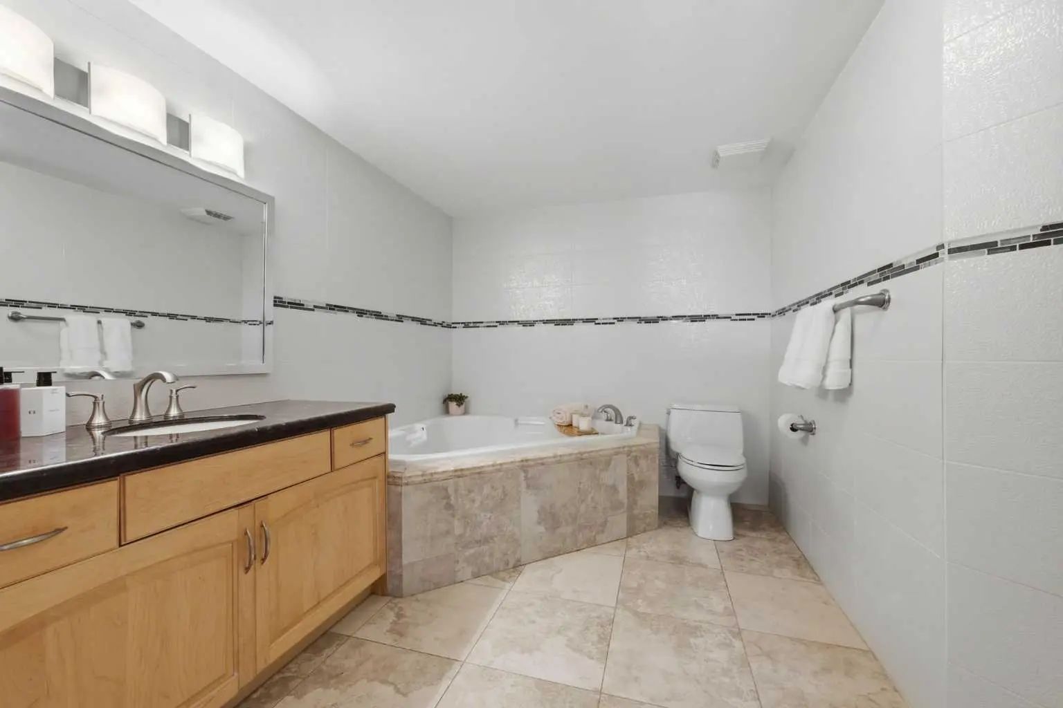 103 2411 Erlton Road Southwest, Calgary – Residential Apartment Listing Photo 24