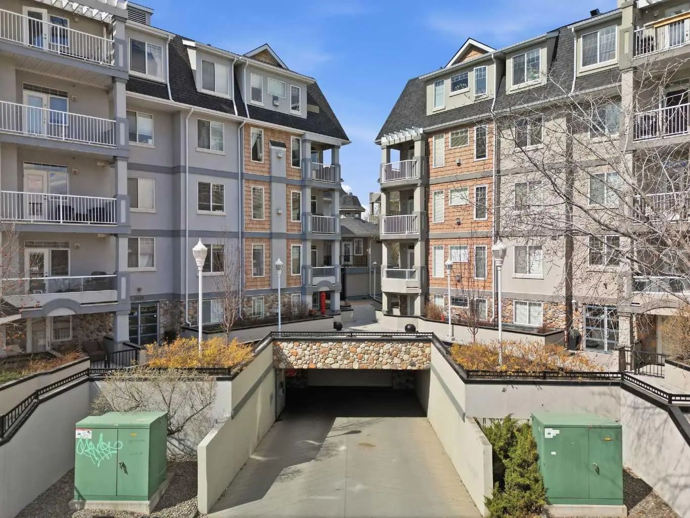 103 2411 Erlton Road Southwest, Calgary – Residential Apartment Listing Photo 3