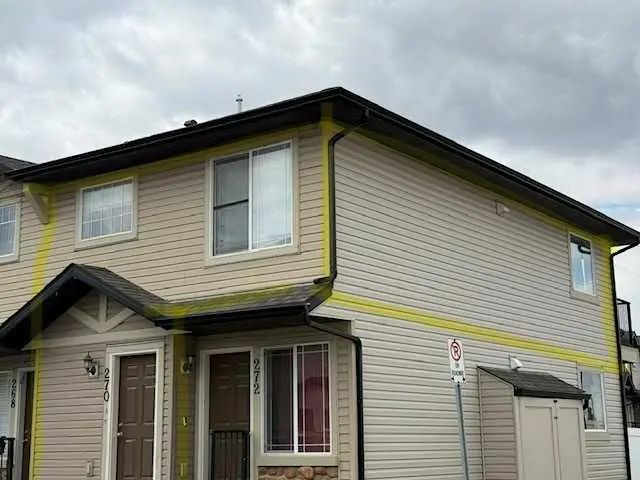 270 Saddlebrook Point Northeast, Calgary – Residential Row/Townhouse Listing Photo 2