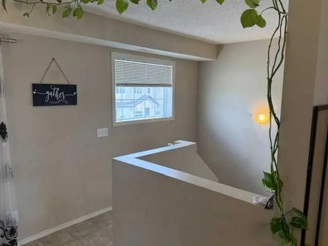 270 Saddlebrook Point Northeast, Calgary – Residential Row/Townhouse Listing Photo 5