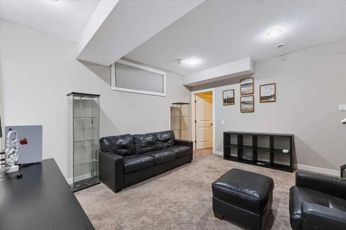 85 Legacy Common Southeast, Calgary – Residential Detached Listing Photo 25