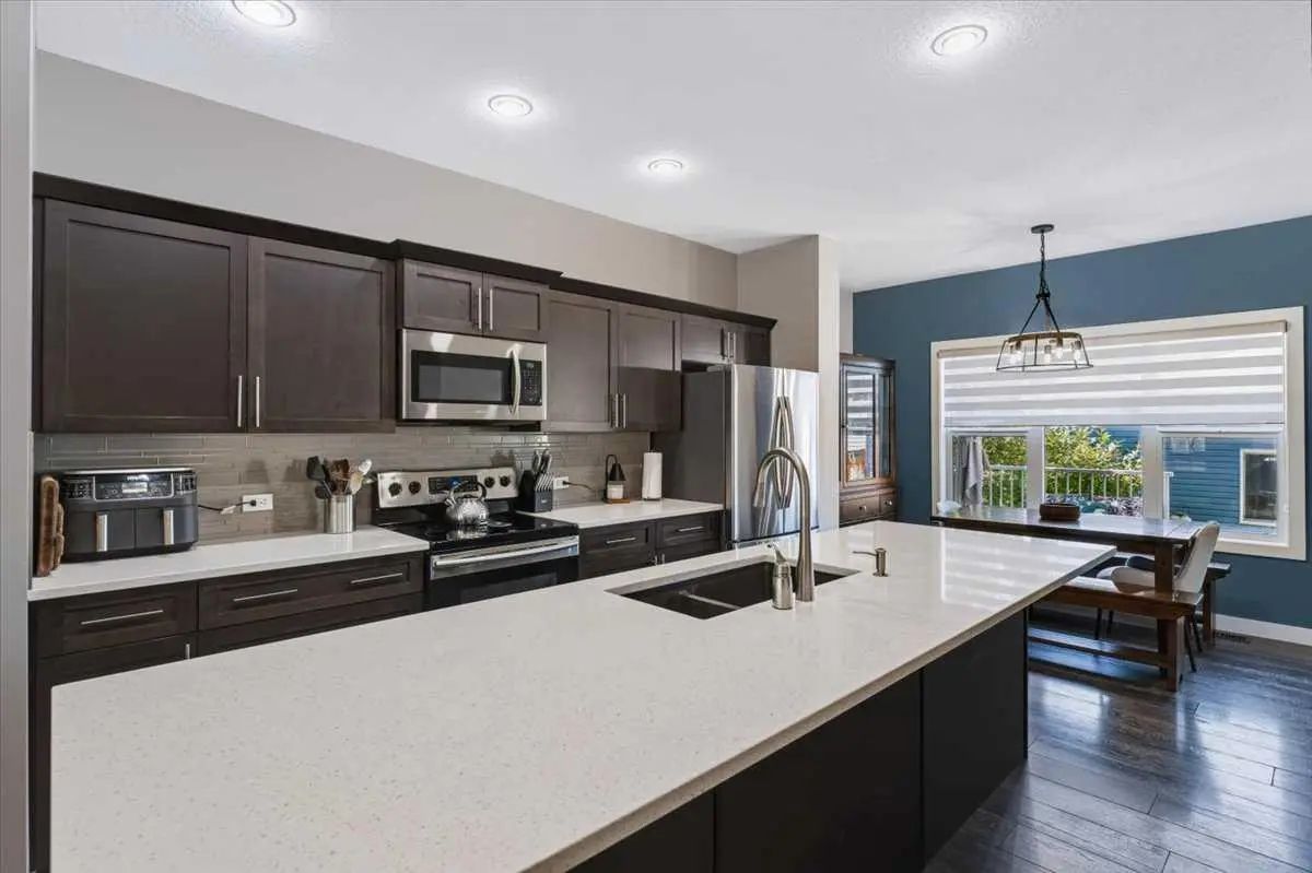 85 Legacy Common Southeast, Calgary – Residential Detached Listing Photo 9