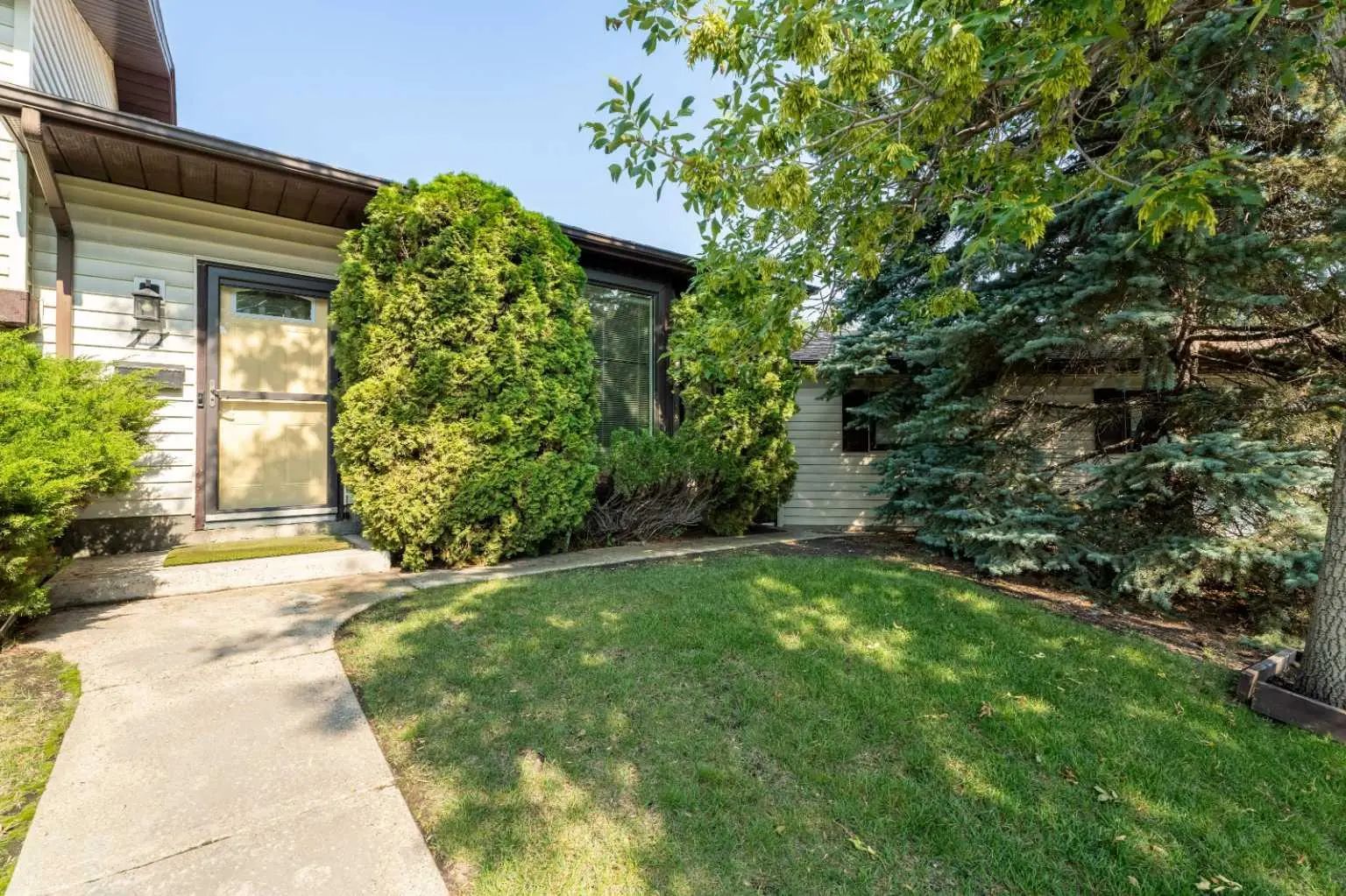 71 Templewood Road Northeast, Calgary – Residential Detached Listing Photo 3