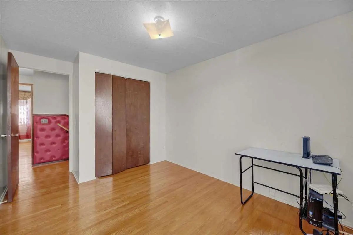 2025 40 Street Southeast, Calgary – Residential Semi Detached (Half Duplex) Listing Photo 27