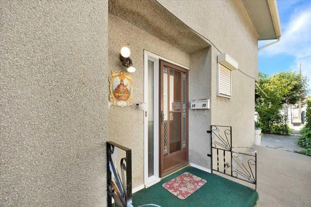 2025 40 Street Southeast, Calgary – Residential Semi Detached (Half Duplex) Listing Photo 38