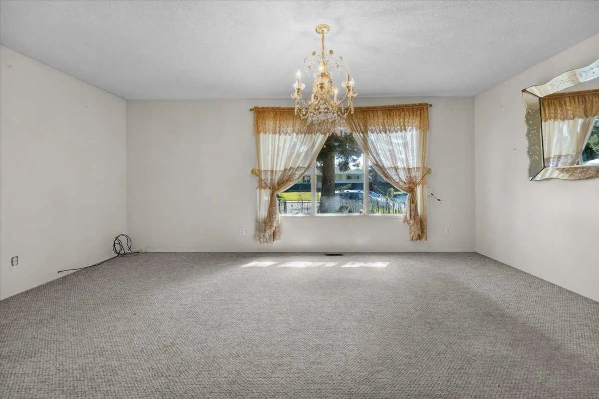 2025 40 Street Southeast, Calgary – Residential Semi Detached (Half Duplex) Listing Photo 8