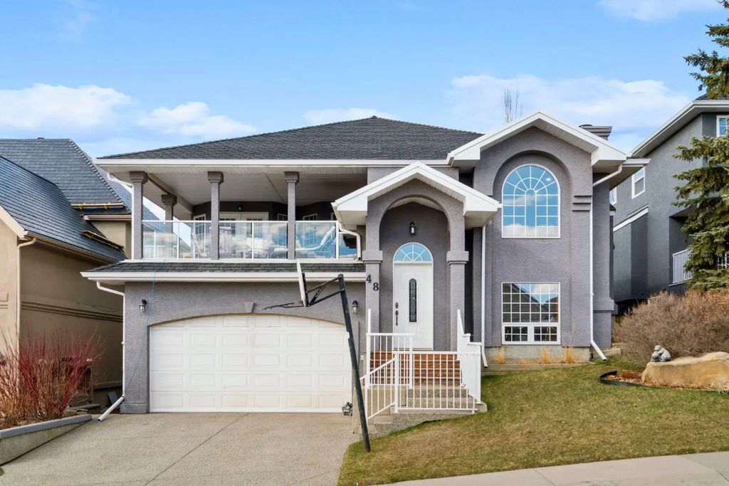 48 Headlands Close , Cochrane