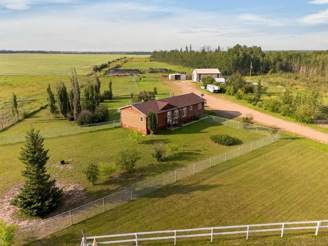 18142 Township Road 1102  , High Level
