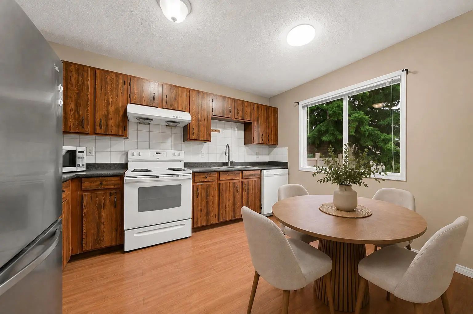 70 Edgeburn Crescent , Calgary – Residential Detached Listing Photo 9