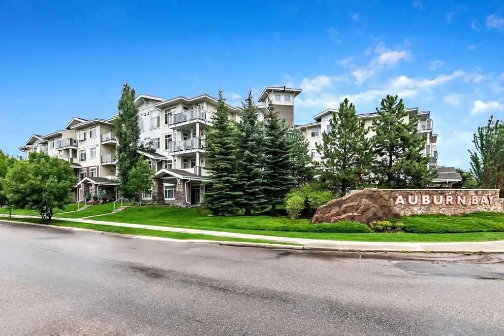 202 10 Auburn Bay Link Se, Calgary
